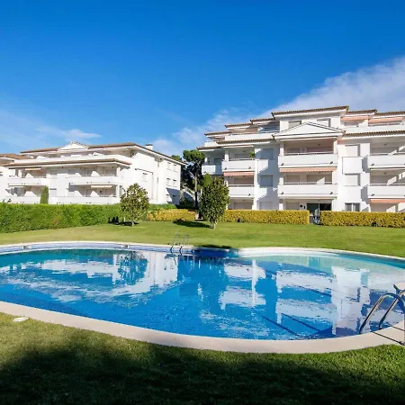 Apartman Charming Golf, Pool And Private Parking Pals