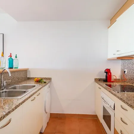 Charming Golf, Pool And Private Parking *