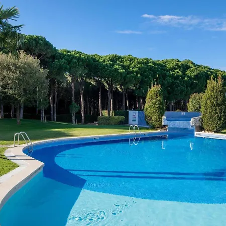 Charming Golf, Pool And Private Parking *