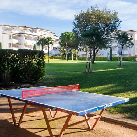 Apartman Charming Golf, Pool And Private Parking *