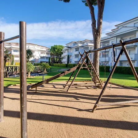 Charming Golf, Pool And Private Parking Apartman