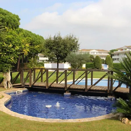 Apartment Charming Golf, Pool And Private Parking